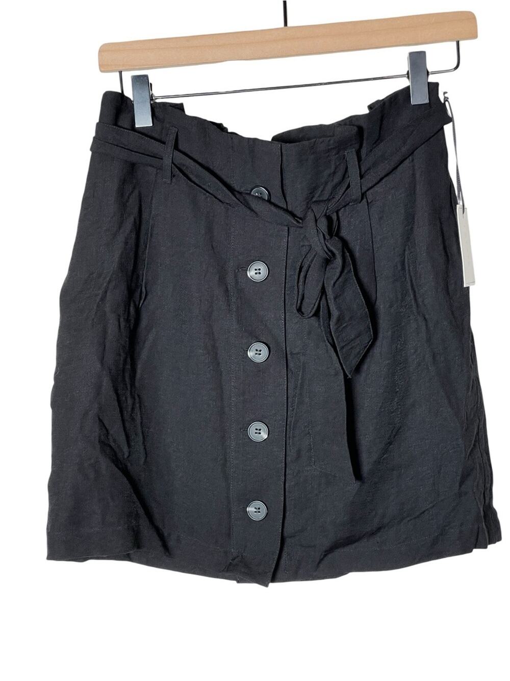 NWT 1. State High-Waist Button Front Mini Skirt in Black size 6 B86